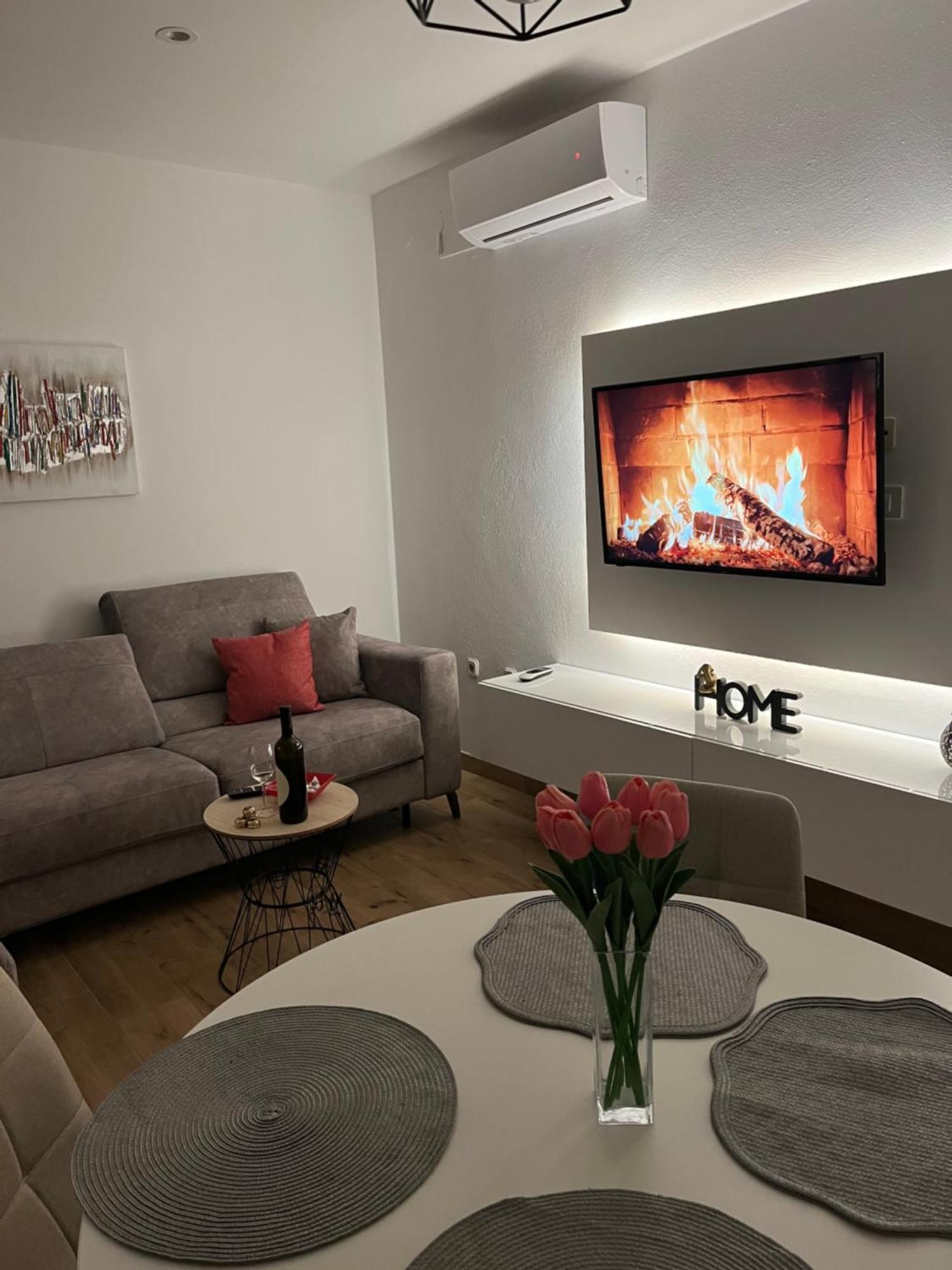 Apartmani Tomeri Starigrad Paklenica Eksteriør bilde