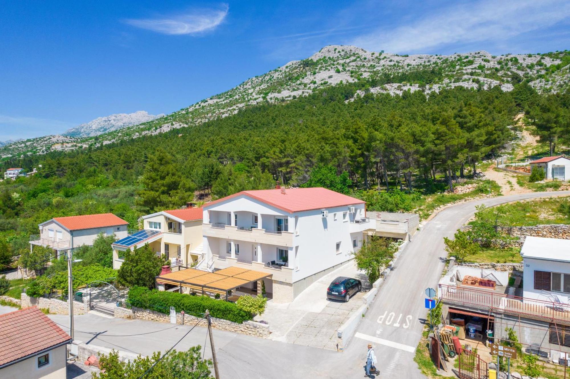 Apartmani Tomeri Starigrad Paklenica Eksteriør bilde