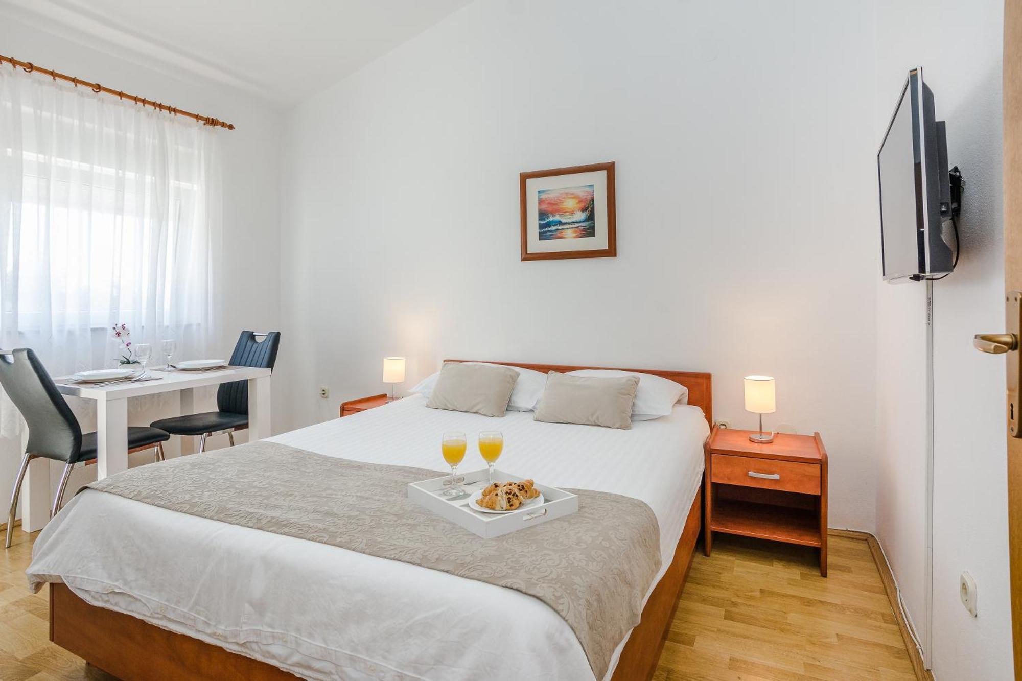 Apartmani Tomeri Starigrad Paklenica Eksteriør bilde