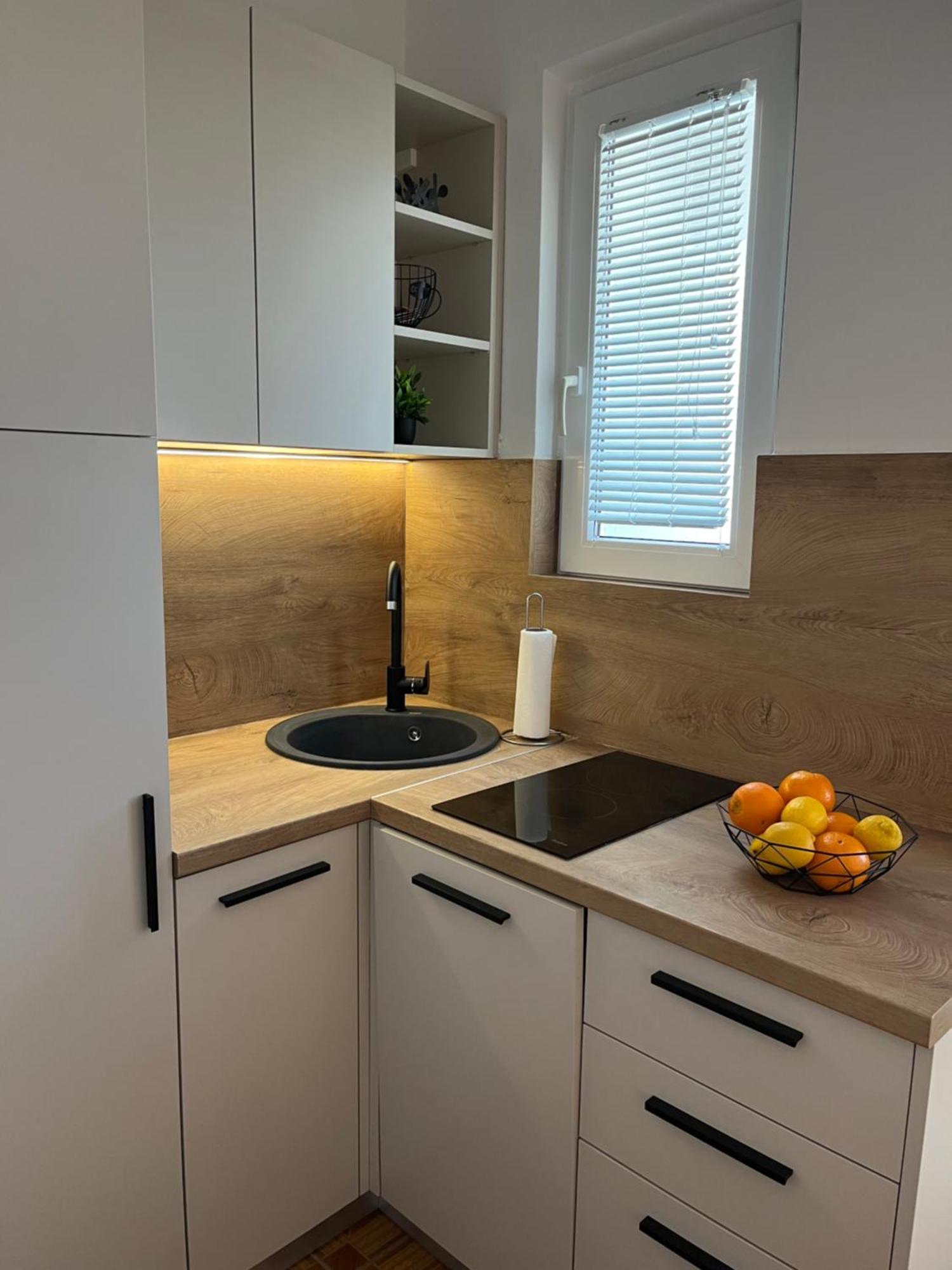 Apartmani Tomeri Starigrad Paklenica Eksteriør bilde