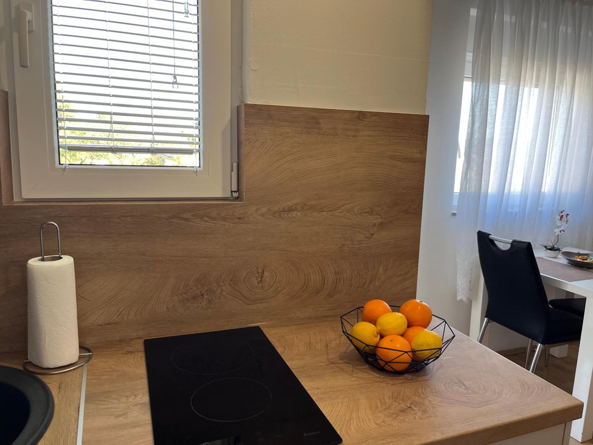 Apartmani Tomeri Starigrad Paklenica Eksteriør bilde